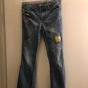 Size 8 girls “love” jeans.